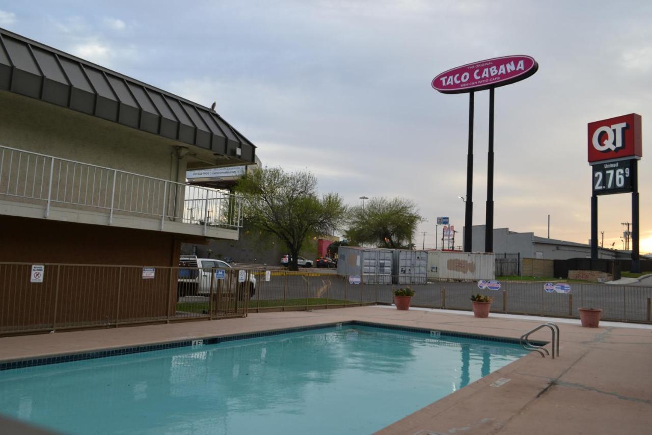 Travelodge By Wyndham San Antonio Lackland Afb North エクステリア 写真