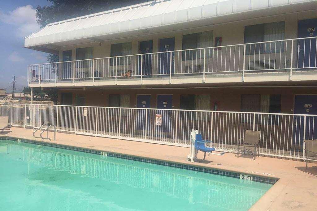 Travelodge By Wyndham San Antonio Lackland Afb North 設備 写真