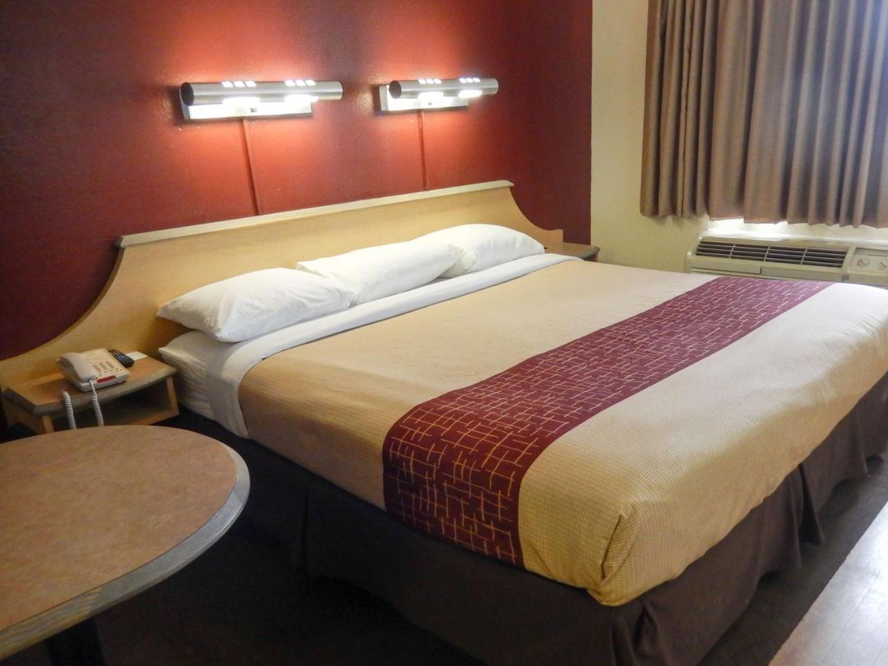 Travelodge By Wyndham San Antonio Lackland Afb North エクステリア 写真