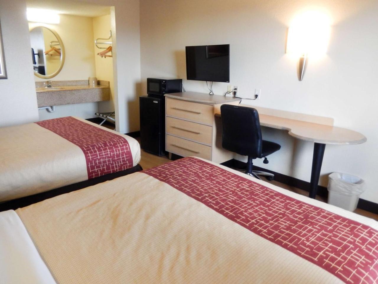 Travelodge By Wyndham San Antonio Lackland Afb North エクステリア 写真