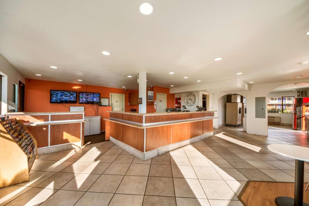 Travelodge By Wyndham San Antonio Lackland Afb North エクステリア 写真